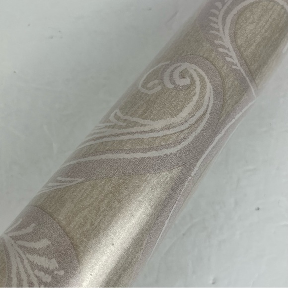 (2)Kenneth James high-end wallpaper double rolls scroll neutral pattern - Picture 10 of 16